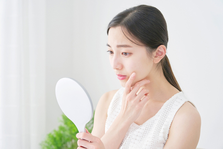 避孕药能帮助治疗痤疮吗？科学是怎么说的