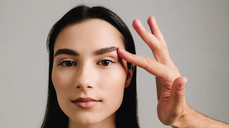 Subbrow and Suprabrow Lift: Targeted Forehead Lifting