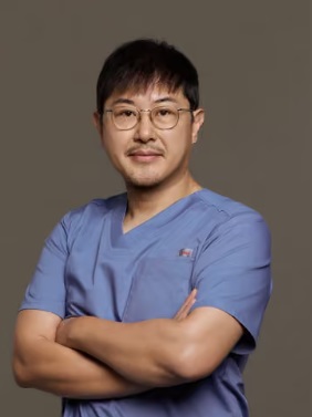 Dr. Kim Hyunsu